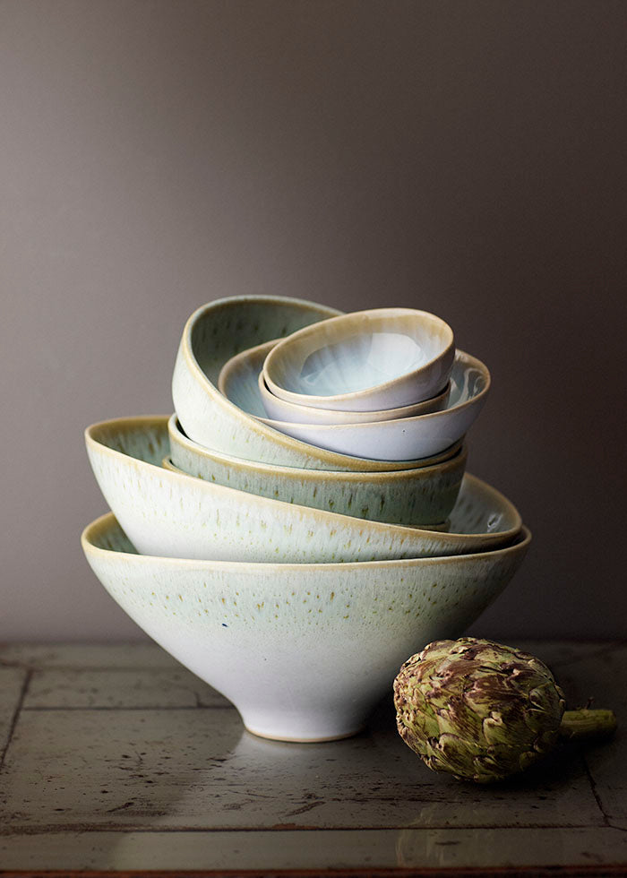 Bungalow - Serveringsskål - Cone Bowl Ø26cm Jazzy Jade