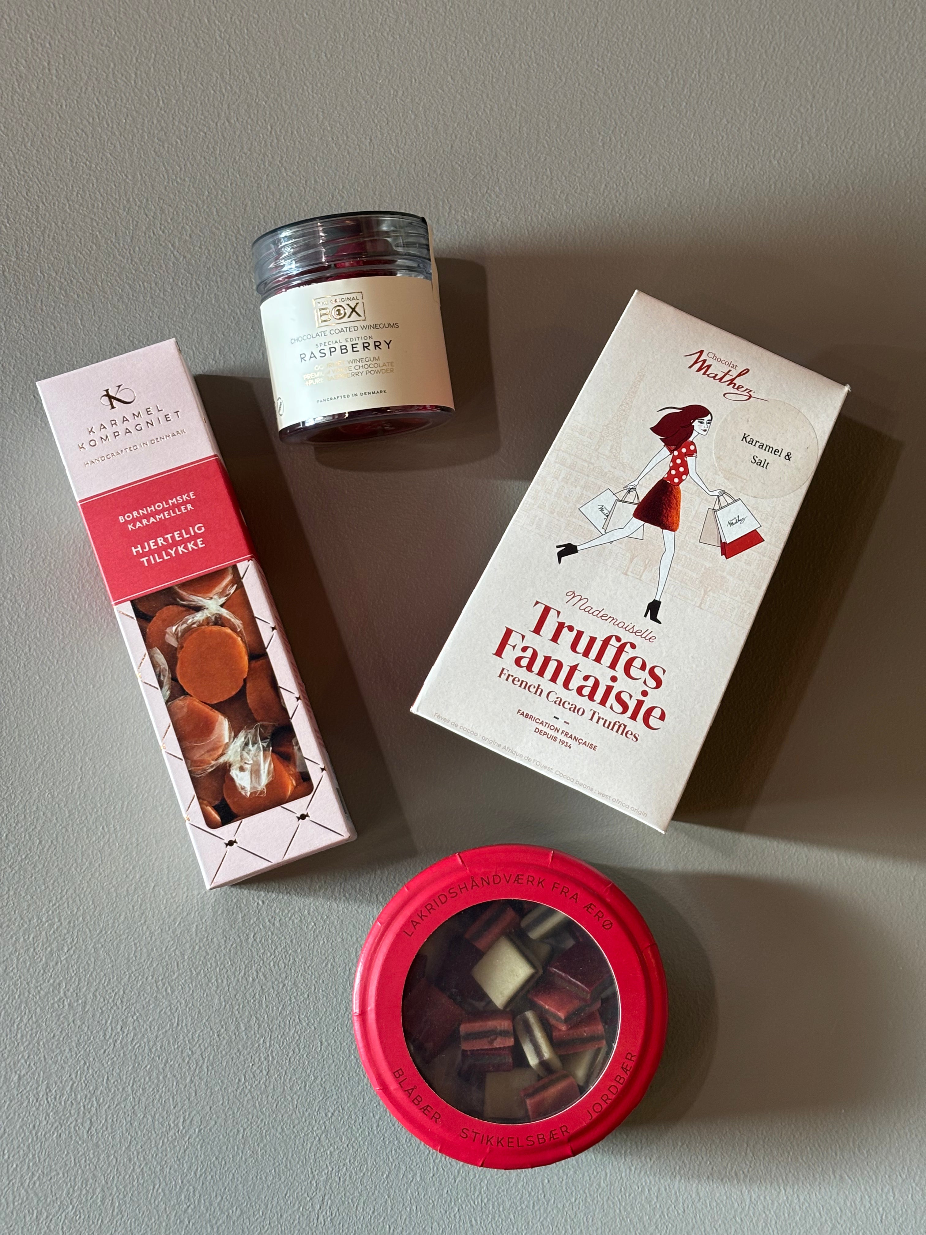 Butik Square - Gavepakke - Hjertelig Tillykke ❤️