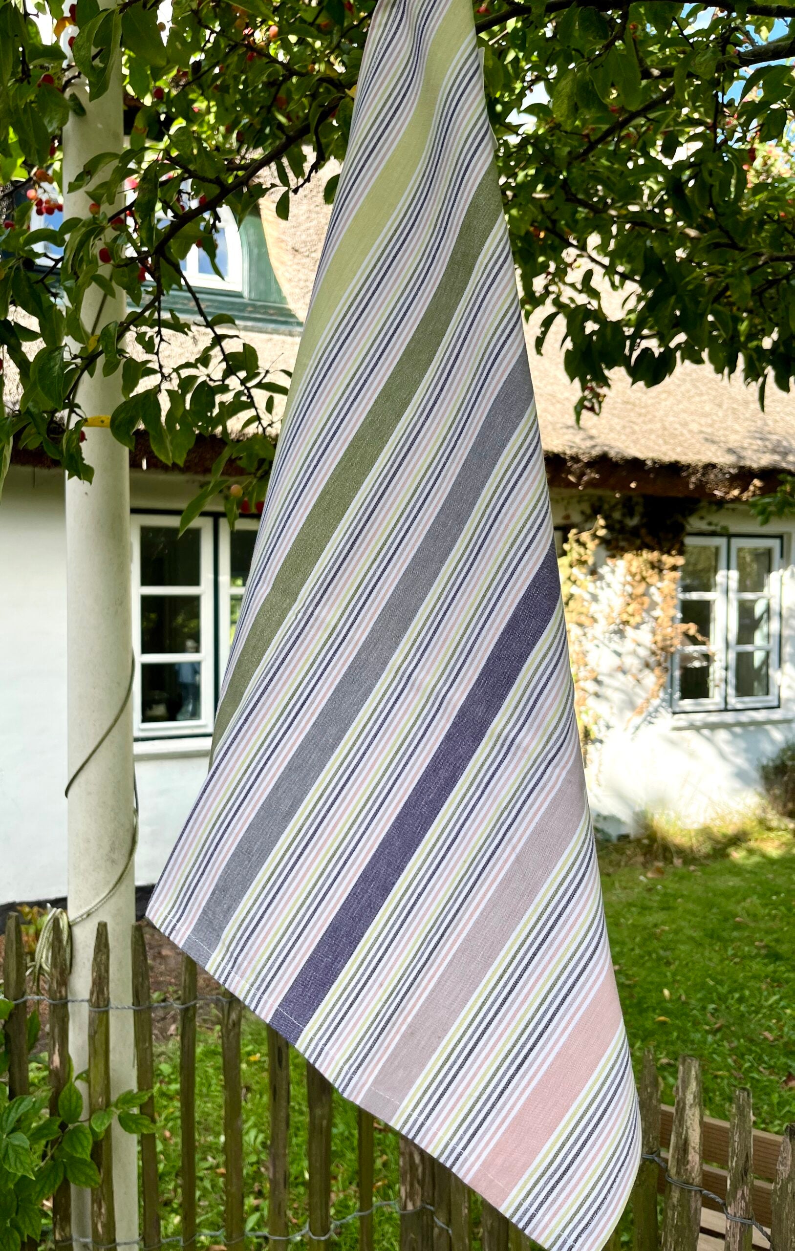 Solwang - Viskestykke - Støvet Pastel