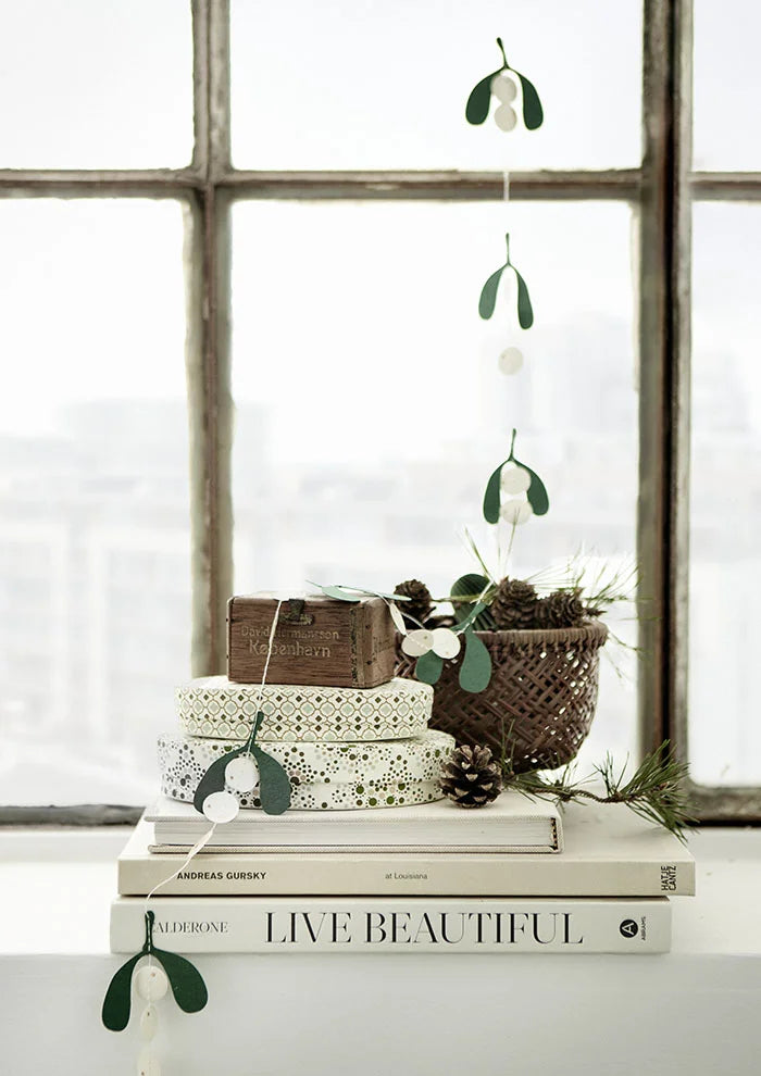 Paper Garland 150cm Mistletoe Forest-Julepynt-Bungalow-Butik Square
