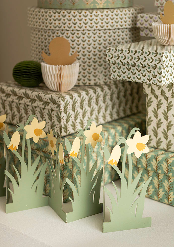 Bungalow - Påske Bordpynt - Påskelilje